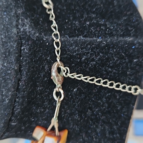 Dyed Brown Mother of Pearl 3 Strand Necklace - Picture 4 of 4